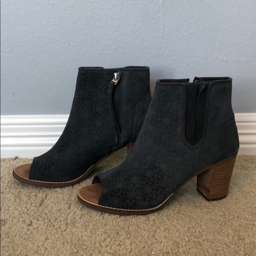 Grey-Blue Booties - Picture 4 of 7